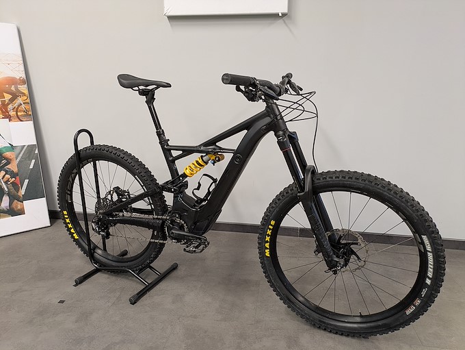 SPECIALIZED KENEVO